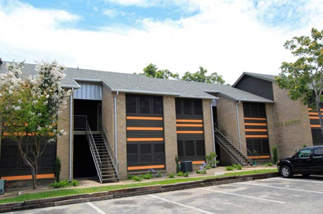 Enclave - Austin, TX - Photo 1 of 16