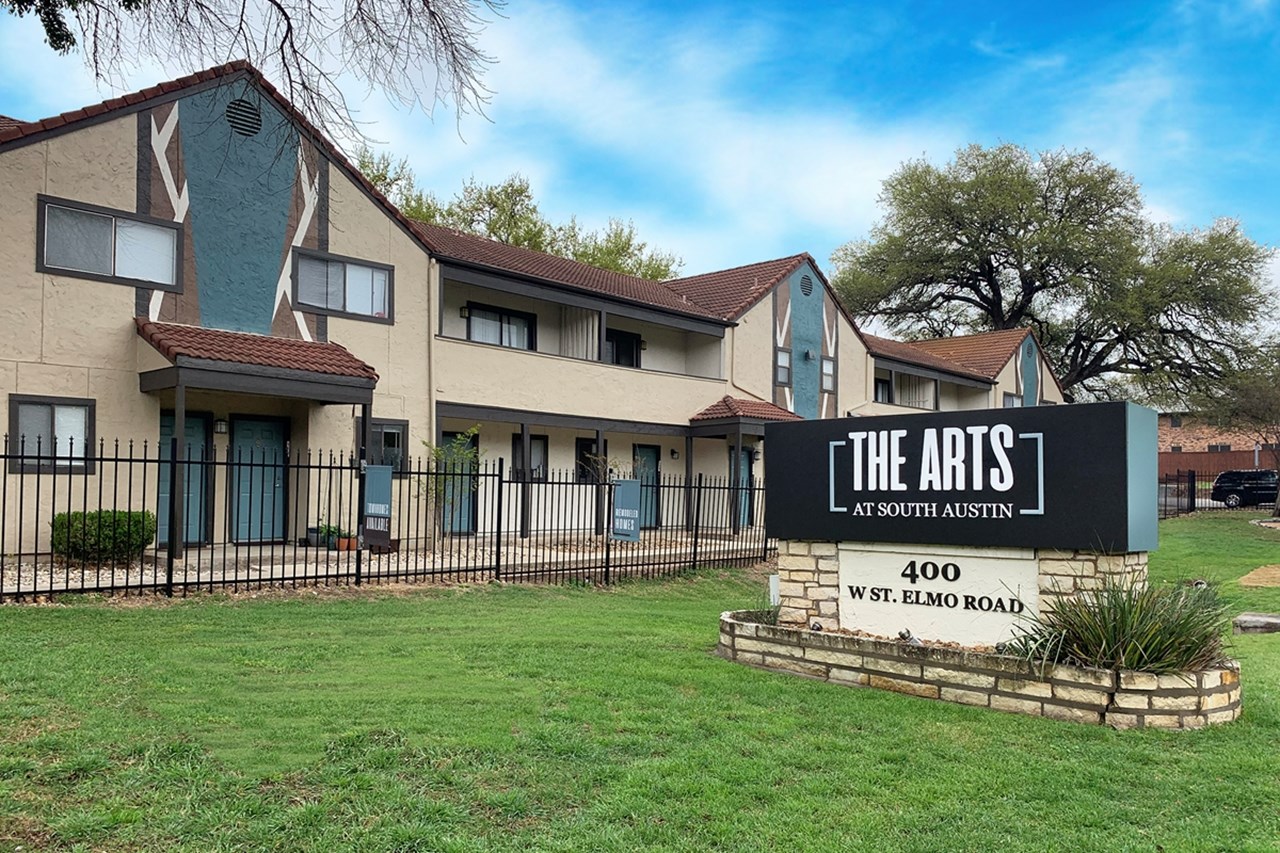 Arts Apartments at South Austin - Austin, TX - Photo 1 of 6