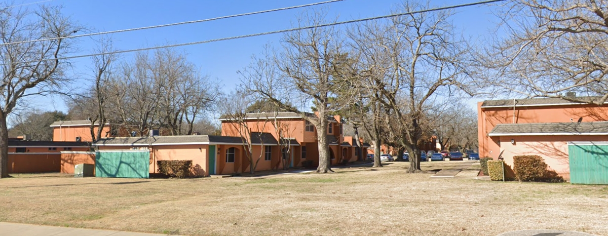Adelita Townhomes - Exterior - Photo 5 of 21