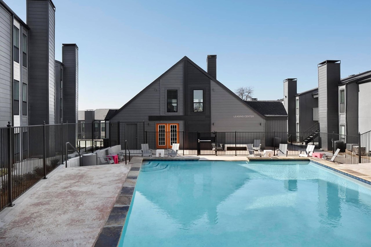 Tides at Royal Lane South - Dallas, TX - Photo 1 of 22
