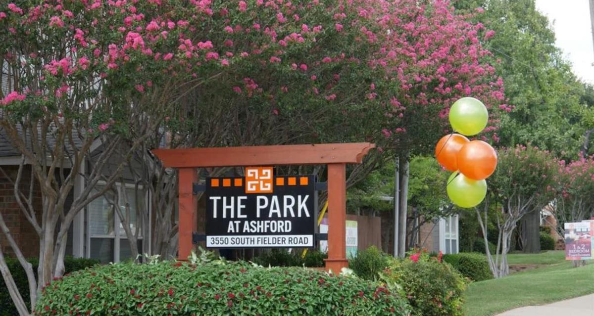 Park at Ashford - Entrance - Photo 2 of 5