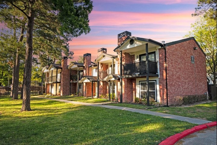 Roundhill Townhomes
