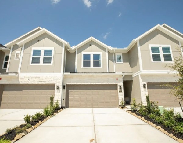 SkyMor Pearland
