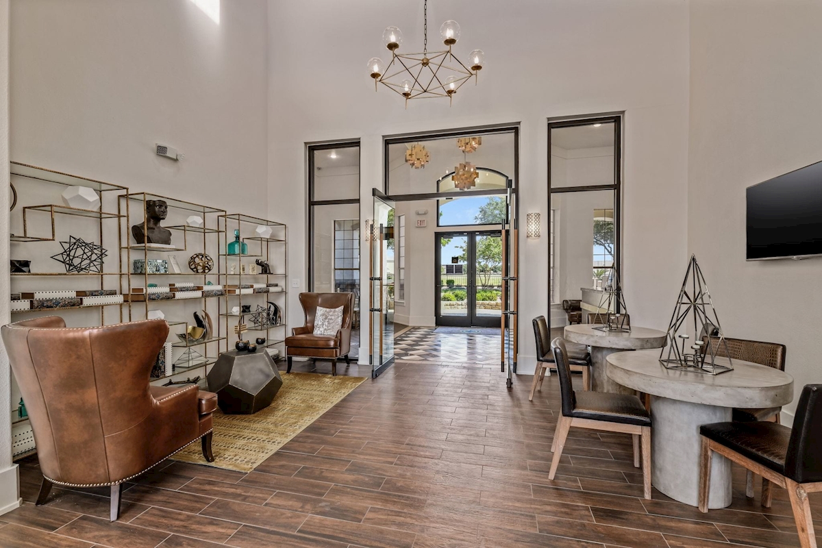 Cortland One Twenty One - Clubhouse - Photo 7 of 25