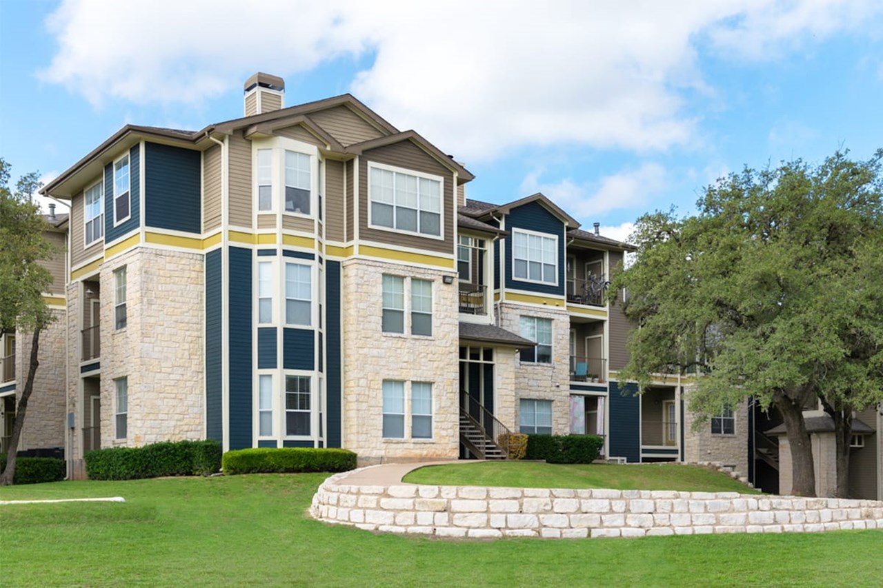 Griffis SoCo Austin - Austin, TX - Photo 1 of 11