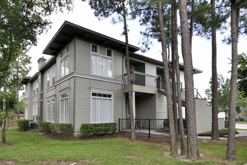 Mallard Creek Apartment