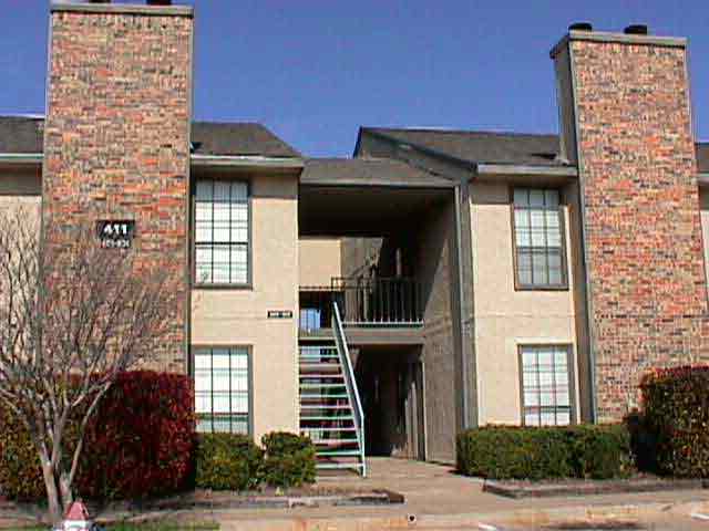 Center Place I & II - Exterior - Photo 4 of 24
