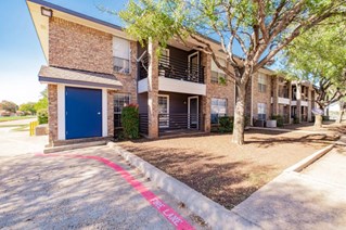 henderson place Apartments midlothian Texas