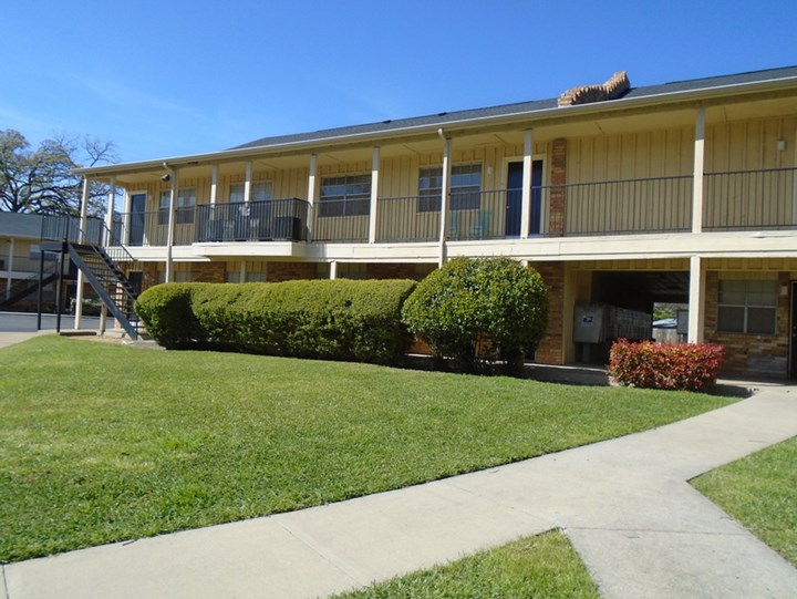 Park at Westover Fort Worth 1125+ for 1, 2 & 3 Beds