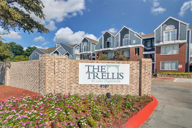 Trellis at Lake Highlands - Entrance - Photo 2 of 17