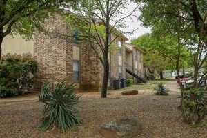 Eastwood Apartments Midlothian Texas