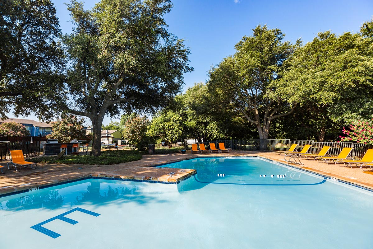 Estara - Pool - Photo 3 of 22