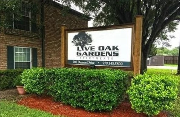 Live Oak Gardens Apartments