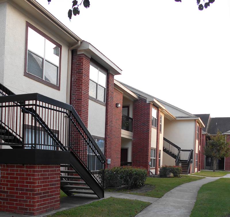 Oakbridge Pearland 1195+ for 1, 2 & 3 Bed Apts