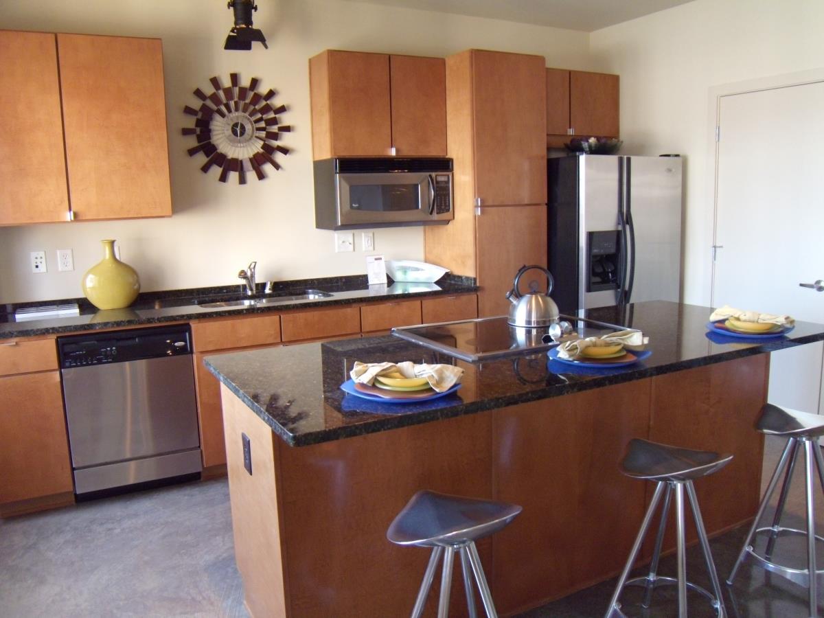 Dallas Power & Light Lofts - Kitchen - Photo 8 of 8
