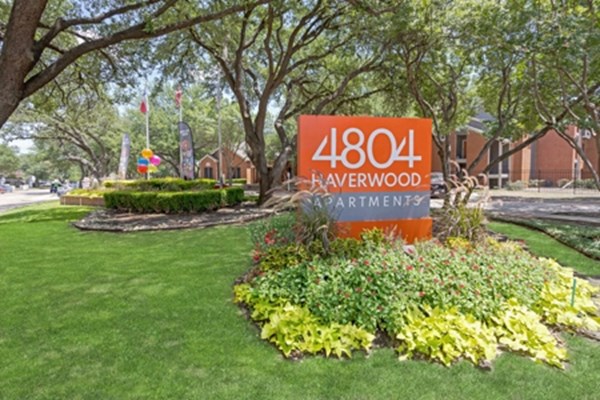 4804 Haverwood