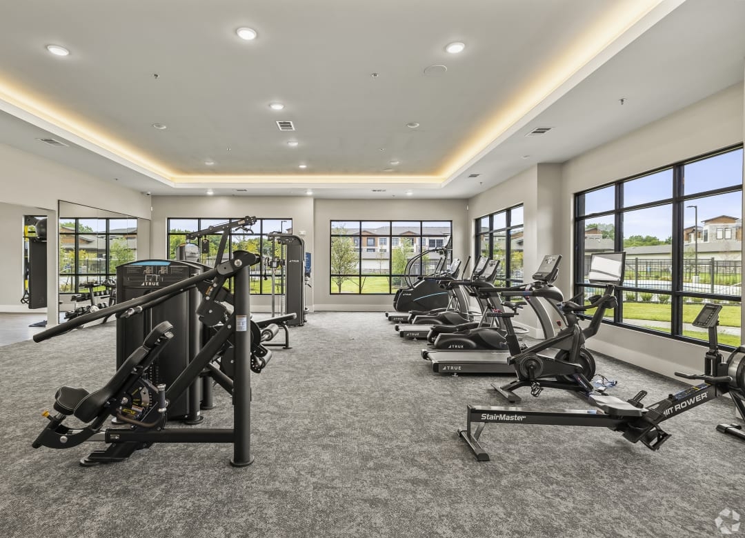 Creekside at Grand Prairie - Fitness - Photo 7 of 15