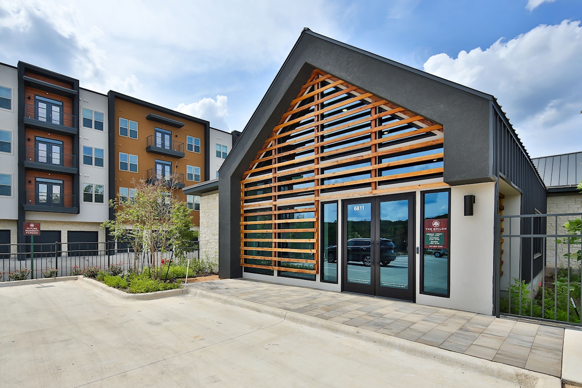 Shiloh at Oak Hill Austin 1319+ for 1 & 2 Bed Apts