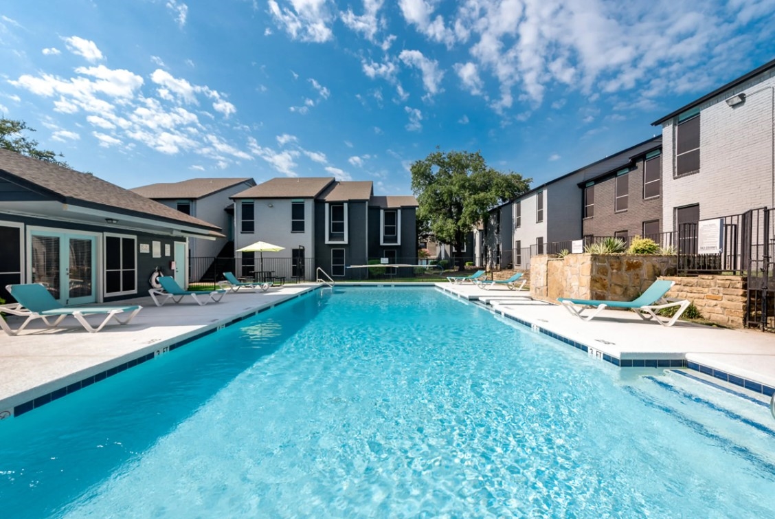 Harwell - Pool - Photo 7 of 26