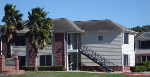 Falcon Pointe Rosenberg - $1086+ for 1, 2 & 3 Bed Apts