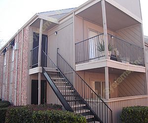 Braes Hollow Apartment