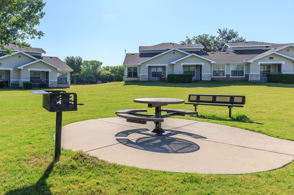 Artiga - Picnic Area - Photo 7 of 23