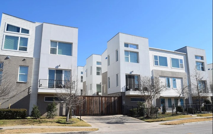 Elysian Heights - Dallas, TX - Photo 1 of 14