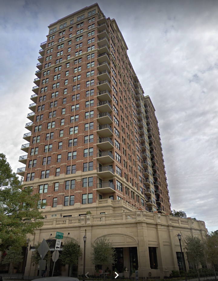 McKenzie Apartments Dallas 1900+ for 1, 2 & 3 Bed Apts