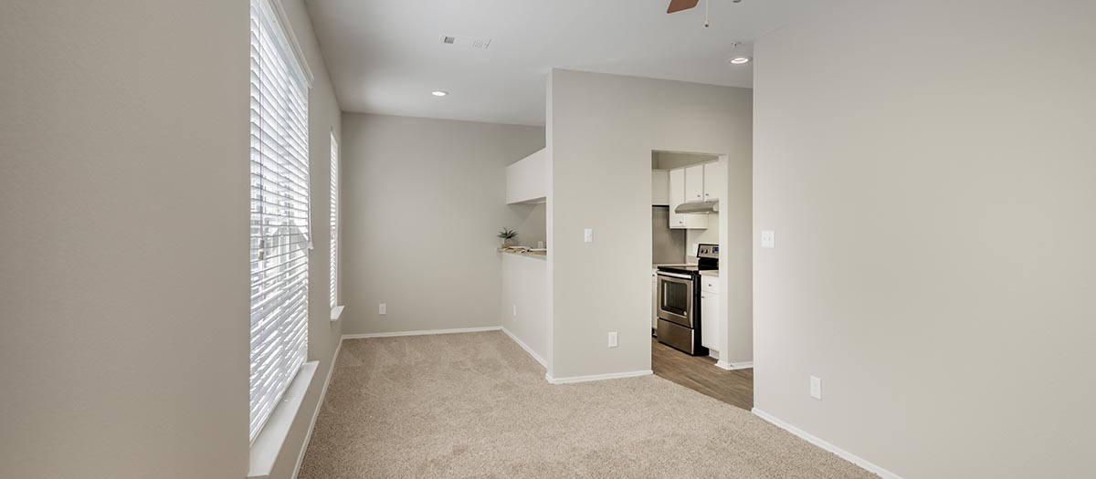 MAA McKinney Avenue II - Dining - Photo 6 of 8