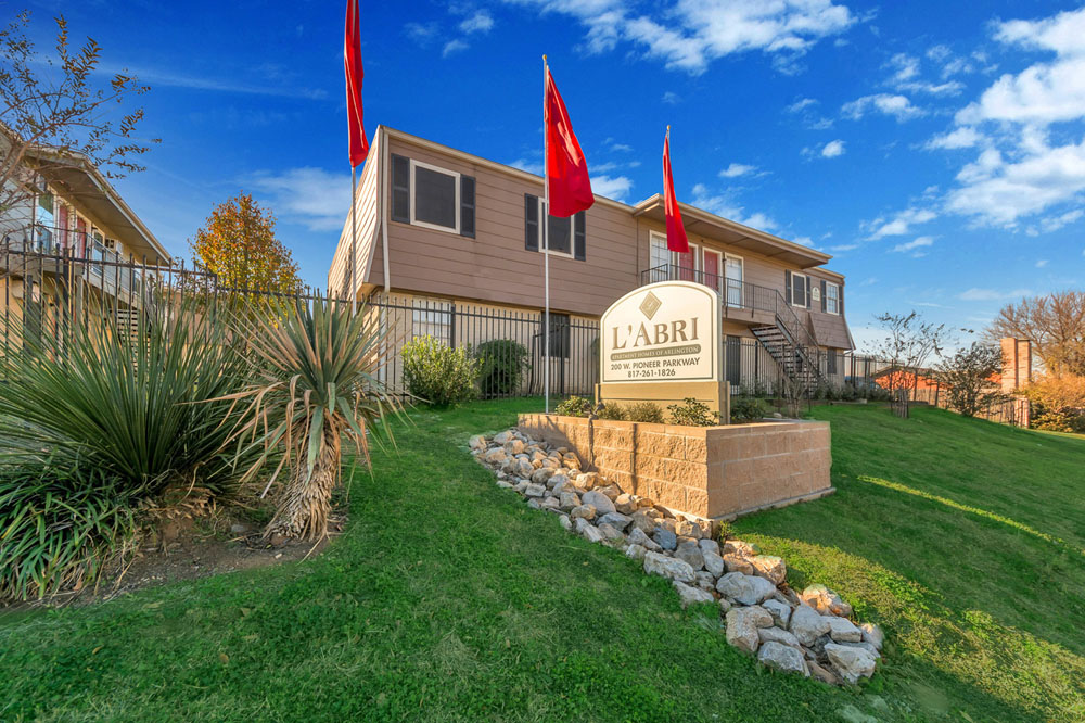 L Abri Arlington View Floorplans, Photos & More