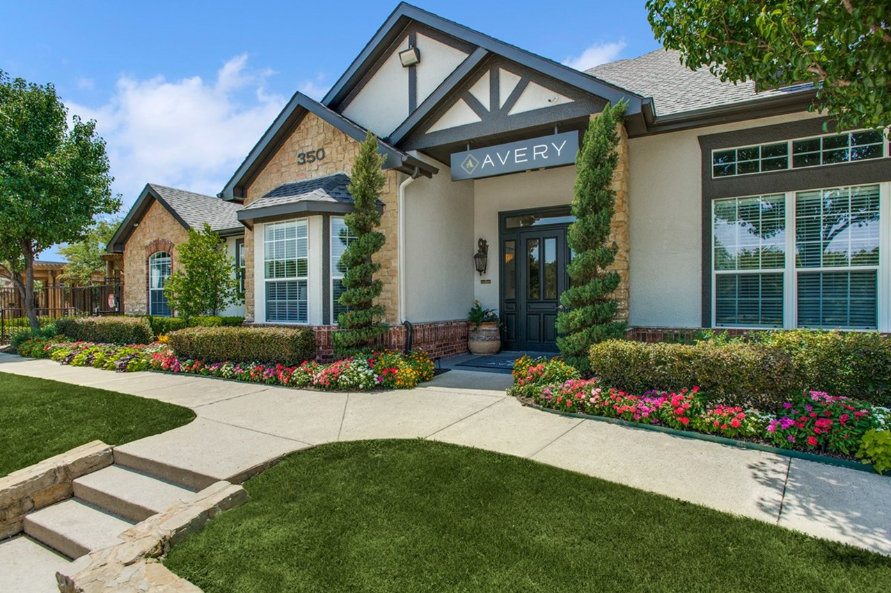 Avery - Lewisville, TX - Photo 1 of 22