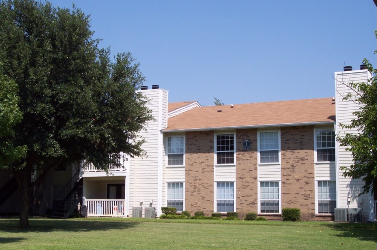 Cutter's Point - Richardson, TX - Photo 1 of 11