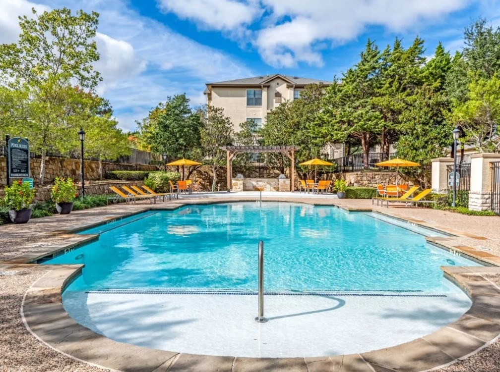 Alona - Pool - Photo 4 of 21