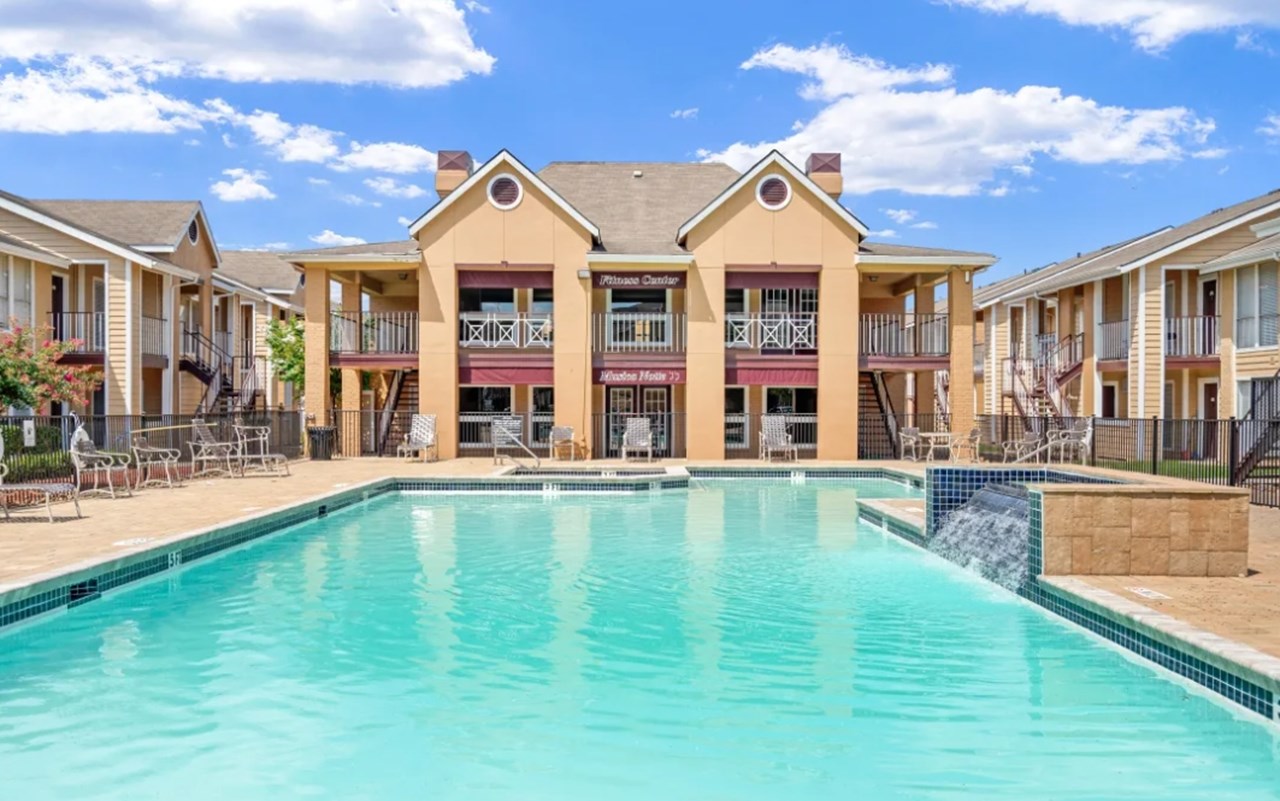 Park at Saronno - Houston, TX - Photo 1 of 18