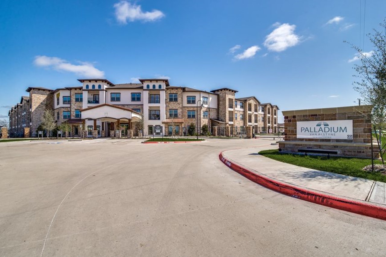 Palladium Van Alstyne - Van Alstyne, TX - Photo 1 of 16