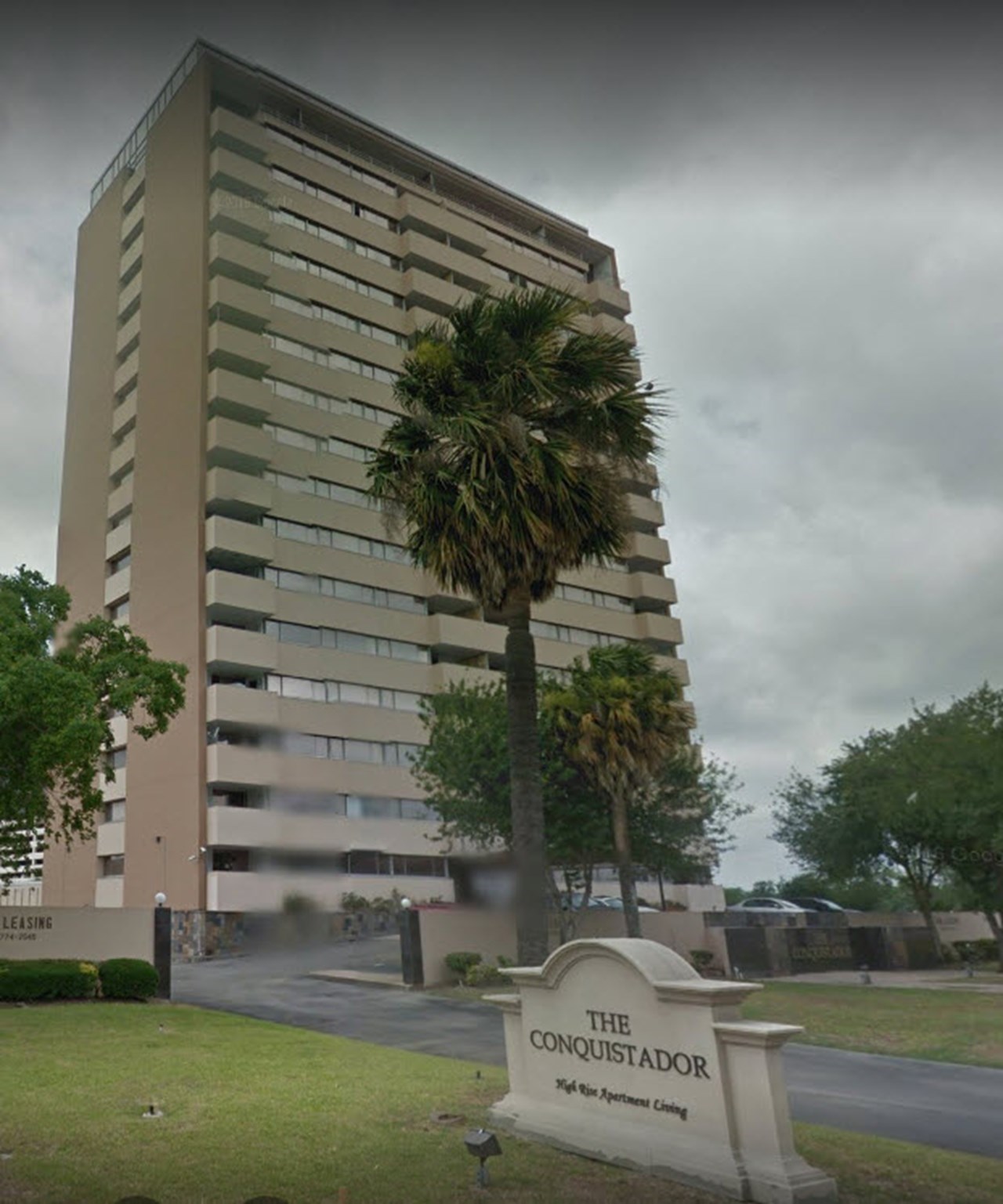 Conquistador Highrise - Houston, TX - Photo 1 of 10