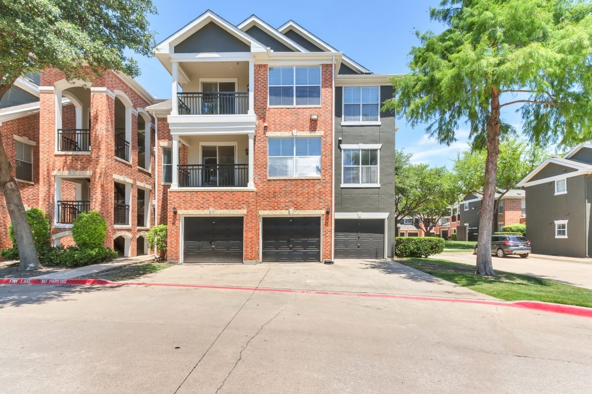 Windsor at Legacy Plano 1450+ for 1, 2 & 3 Bed Apts