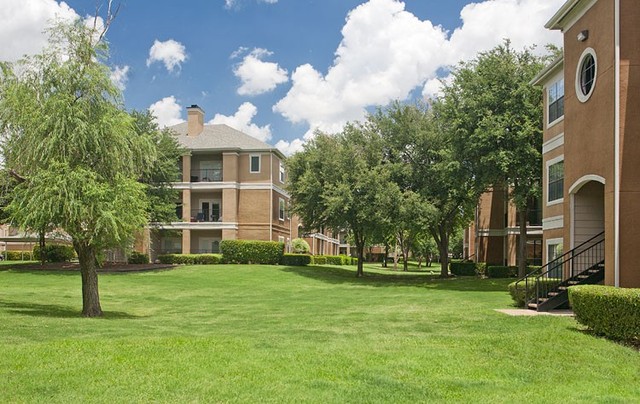 Parkway Place Apartment