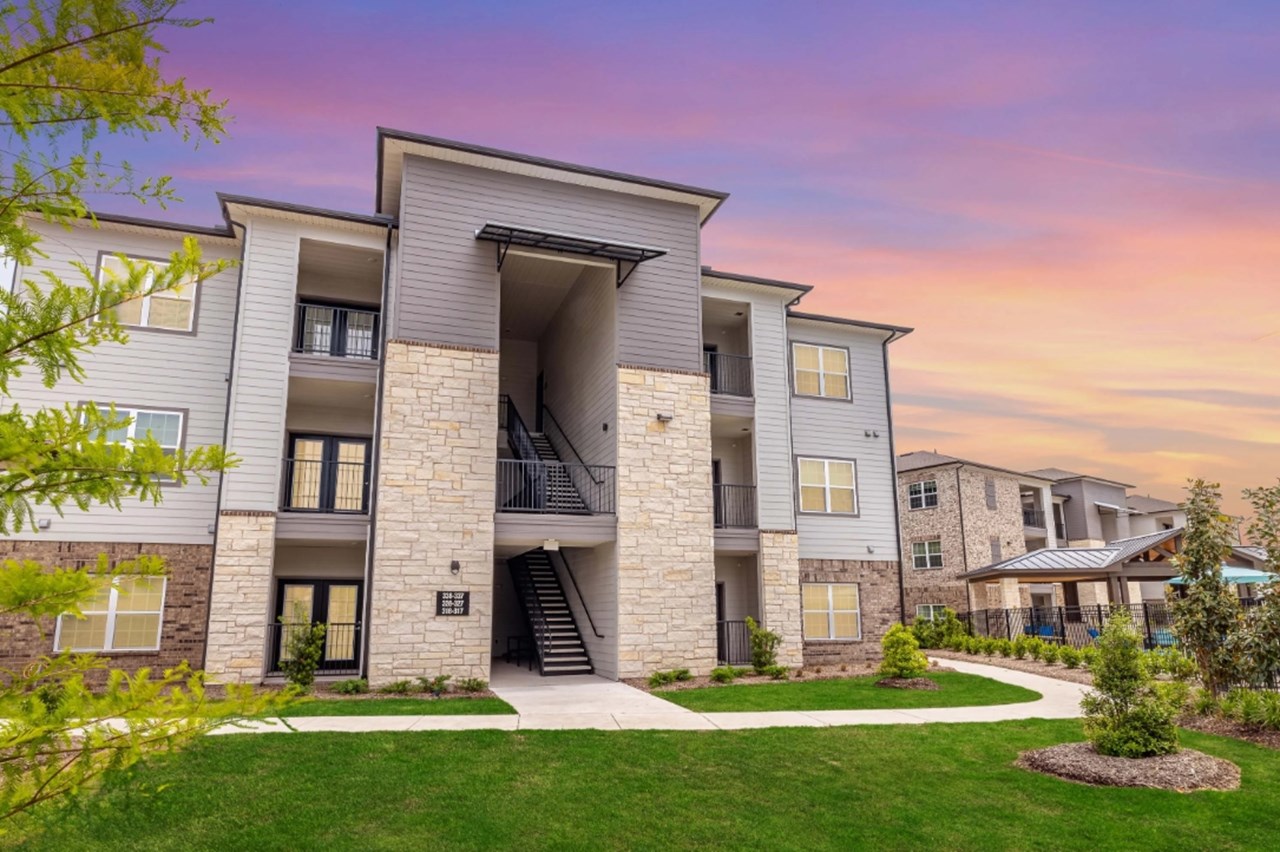 Landing at Willow Grove - Melissa, TX - Photo 1 of 45