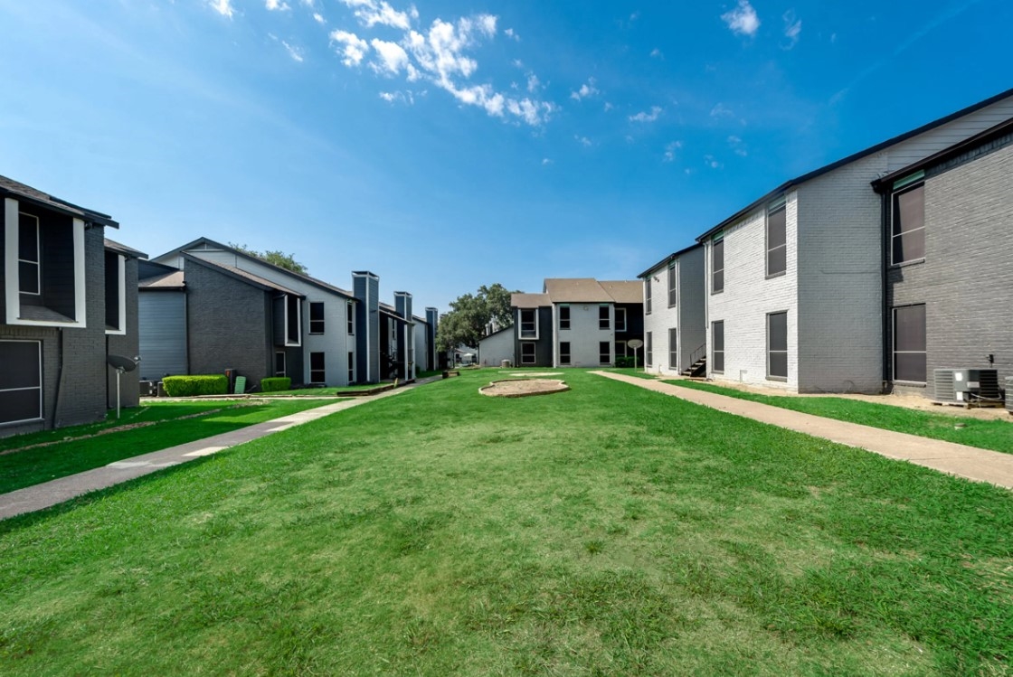 Harwell - Exterior - Photo 2 of 26