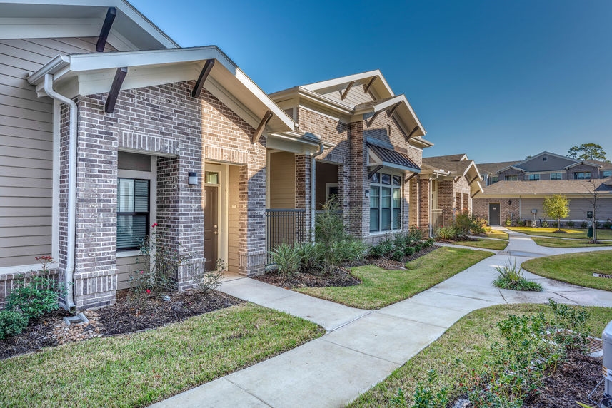 Fordham at Silverlake Pearland 1344+ for 1 & 2 Beds