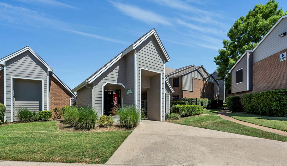 Trinity Meadows - Exterior - Photo 4 of 20