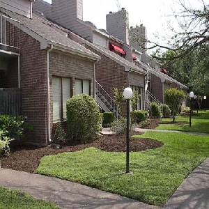 Westhollow Place Apartment