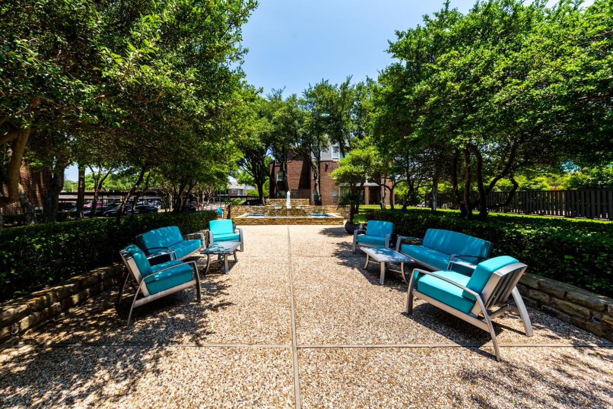 Marquis at Legacy Plano 1239+ for 1 & 2 Bed Apts