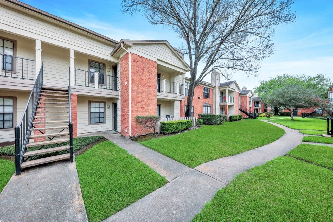Greenfield - Baytown, TX - Photo 1 of 22