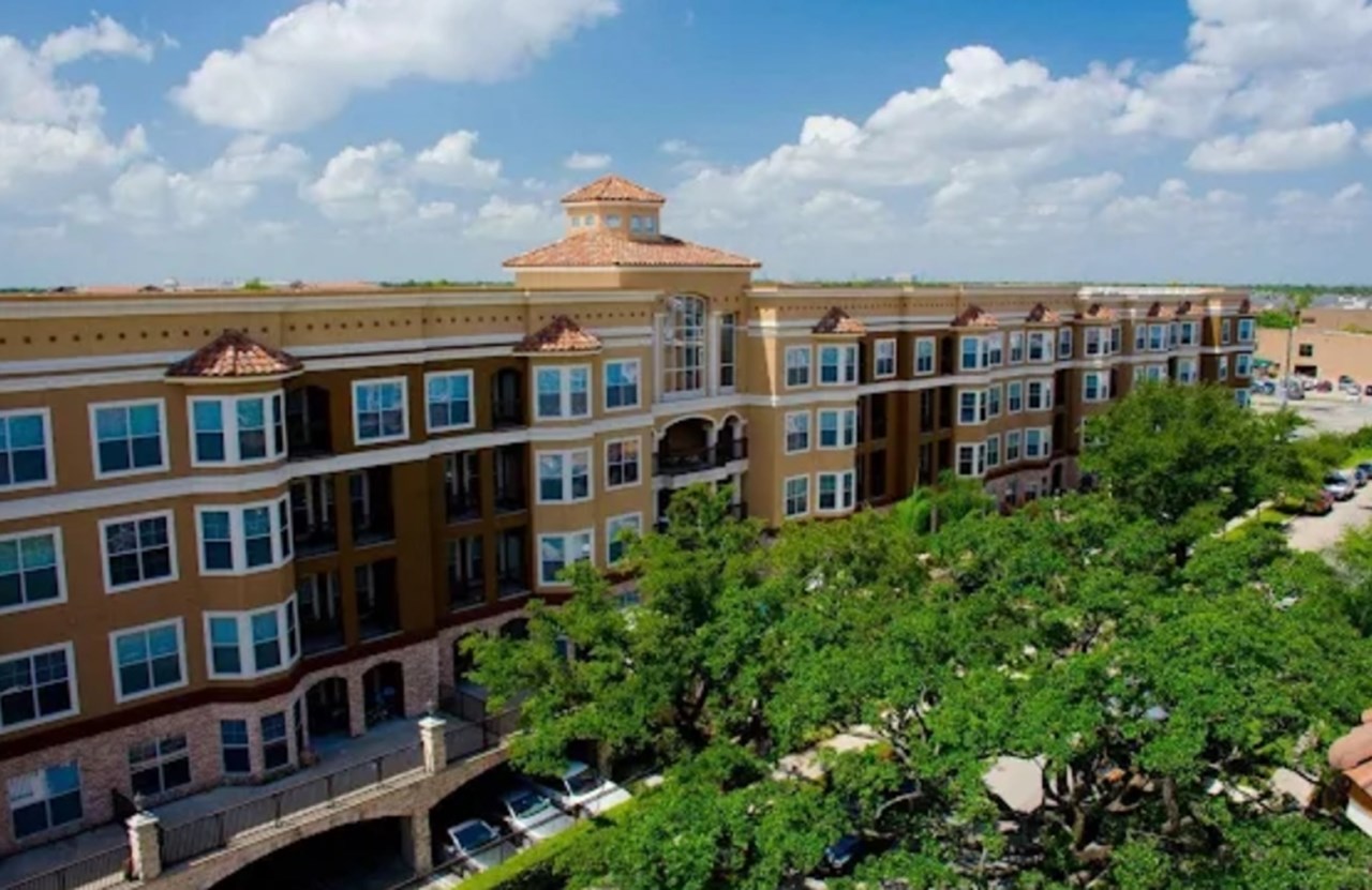 Residences at Gramercy - Houston, TX - Photo 1 of 19