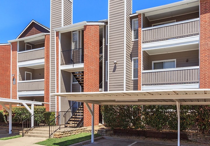 4060 Preferred Place Dallas 1055+ for 1 & 2 Bed Apts