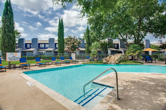 Rise North Arlington - Pool - Photo 2 of 19