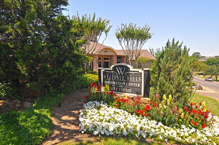 Westdale Hills Muirfield Village Apartments