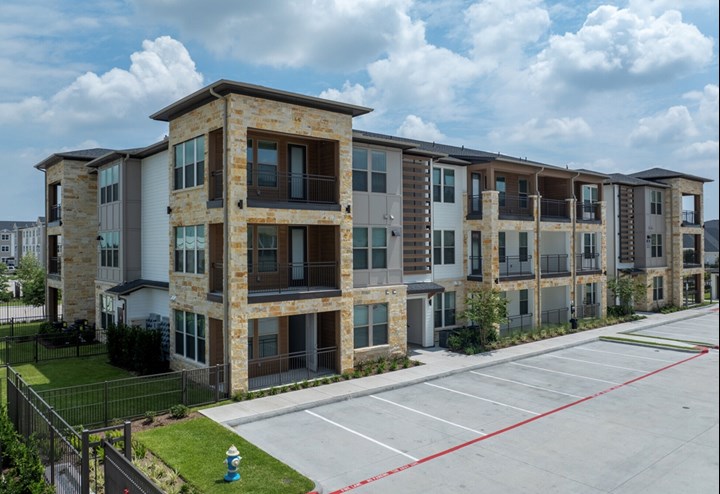 Alexan Cypress Creek - Cypress, TX - Photo 1 of 4